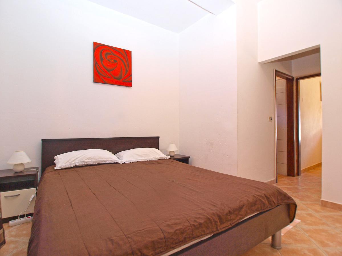 Apartments Sandra 1335 プーラ エクステリア 写真